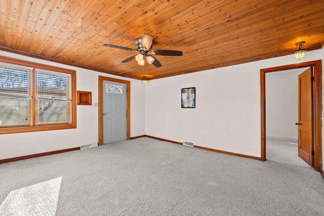 416 W SCOTT STREET, Stevens Point, WI 54481