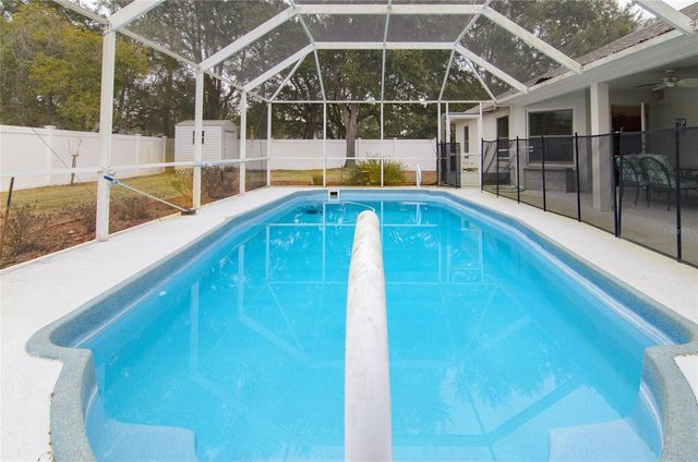 1 WHITE HORSE LANE, Palm Coast, FL 32164