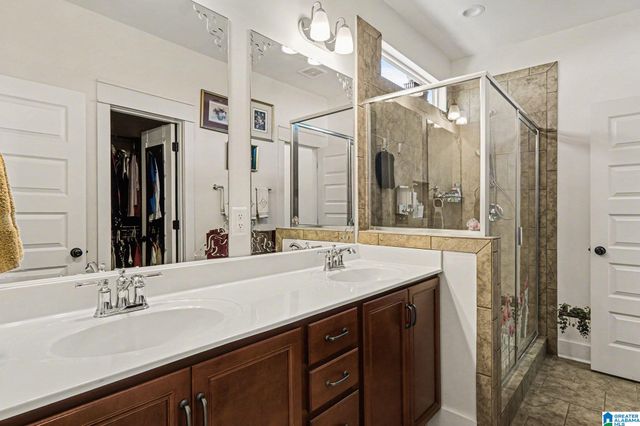 2716 VILLAGE LANE, Birmingham, AL 35211