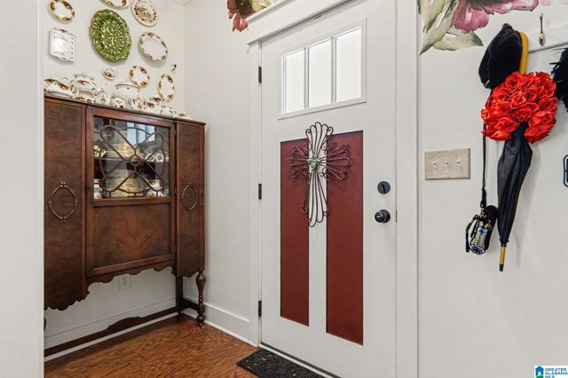 2716 VILLAGE LANE, Birmingham, AL 35211