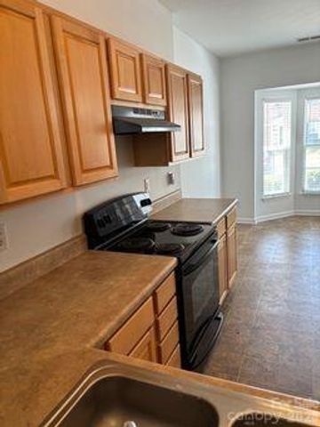 121 Kallie Loop, Mooresville, NC 28117