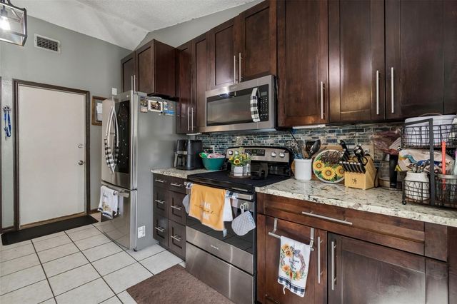 10326 OUT ISLAND DRIVE, Tampa, FL 33615