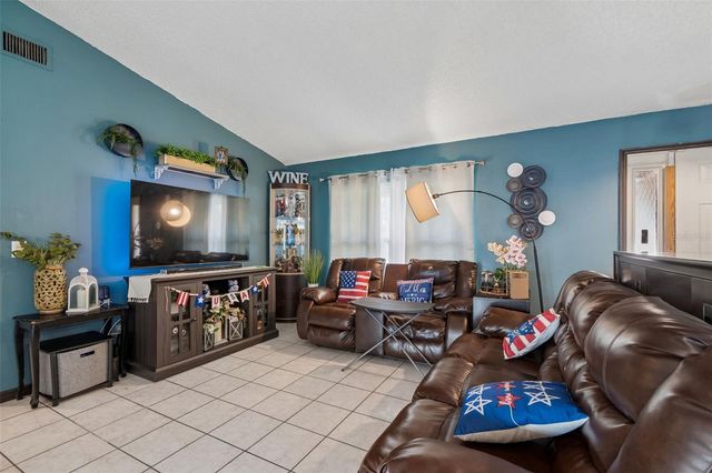 10326 OUT ISLAND DRIVE, Tampa, FL 33615