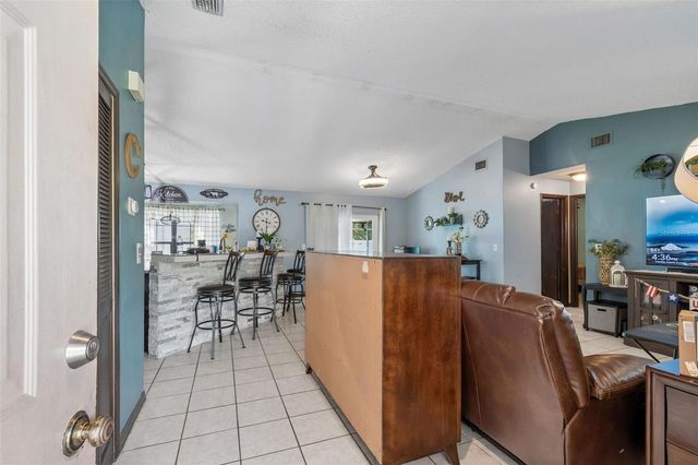 10326 OUT ISLAND DRIVE, Tampa, FL 33615