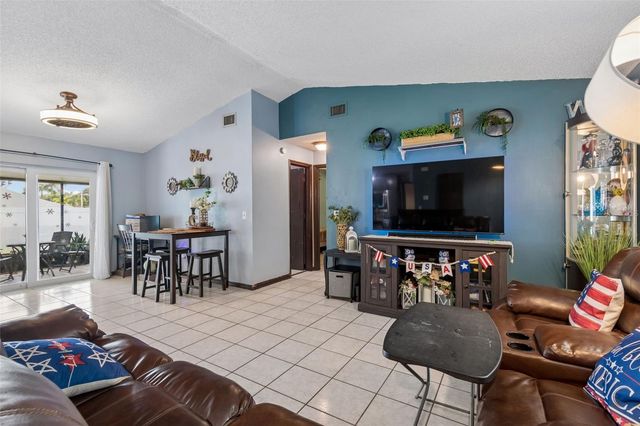 10326 OUT ISLAND DRIVE, Tampa, FL 33615