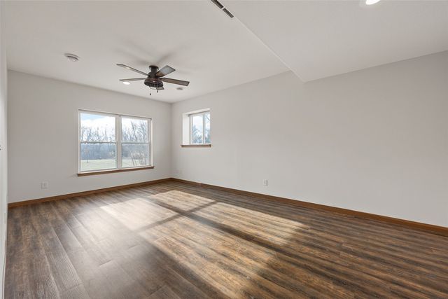 3115 143rd Lane, Riverside, IA 52327