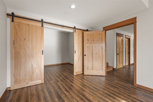 3115 143rd Lane, Riverside, IA 52327