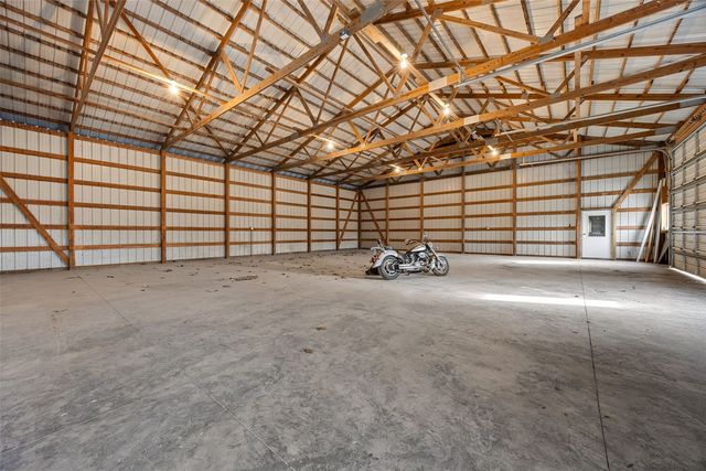 3115 143rd Lane, Riverside, IA 52327