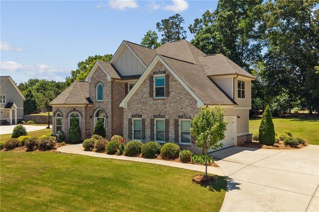 1672 Horseshoe Bend Lane, Bogart, GA 30622