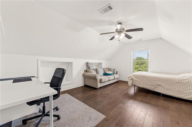 1672 Horseshoe Bend Lane, Bogart, GA 30622
