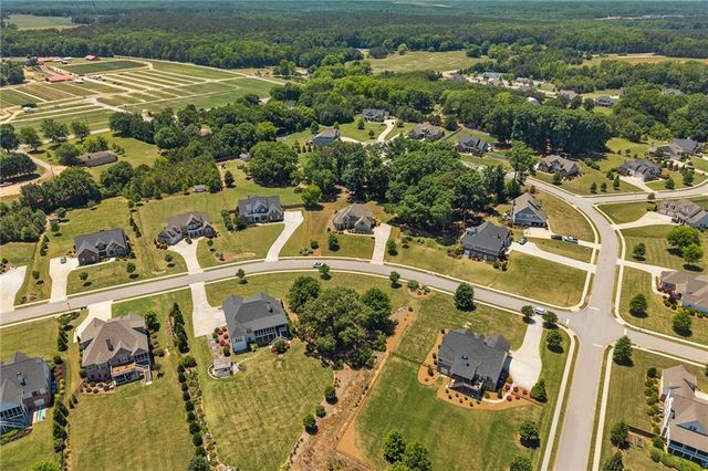 1672 Horseshoe Bend Lane, Bogart, GA 30622