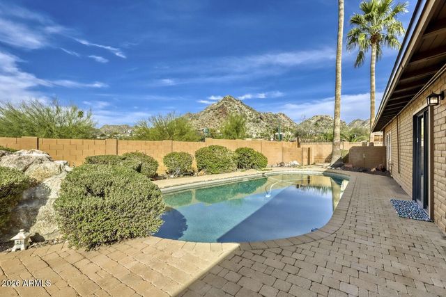 2308 E LAMAR Road, Phoenix, AZ 85016