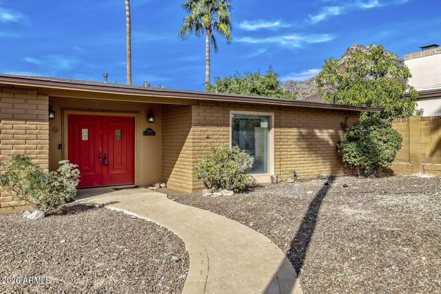 2308 E LAMAR Road, Phoenix, AZ 85016