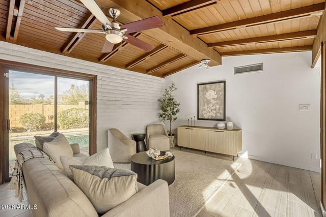 2308 E LAMAR Road, Phoenix, AZ 85016