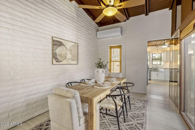 2308 E LAMAR Road, Phoenix, AZ 85016