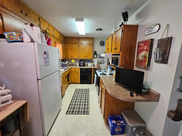 1322 19th Street S, Moorhead, MN 56560