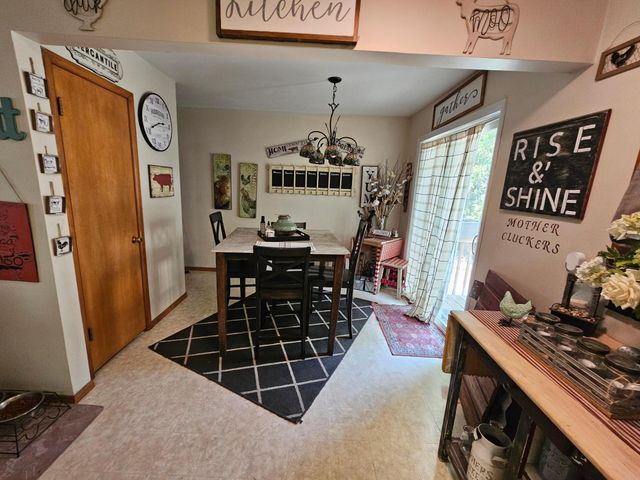 1322 19th Street S, Moorhead, MN 56560