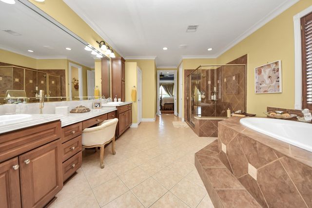 1812 Lake Landing Drive, League City, TX 77573