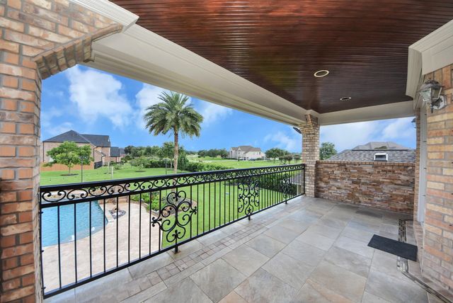 1812 Lake Landing Drive, League City, TX 77573