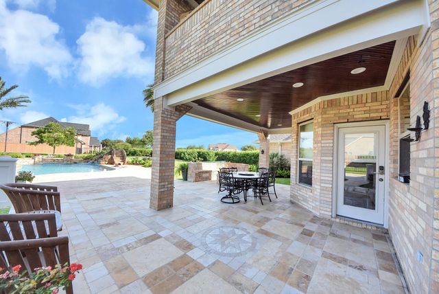 1812 Lake Landing Drive, League City, TX 77573