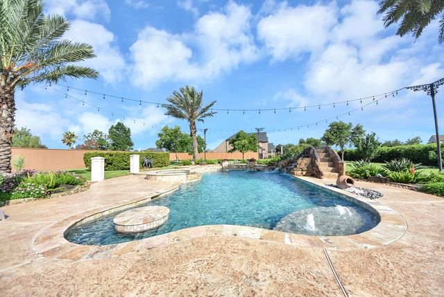 1812 Lake Landing Drive, League City, TX 77573