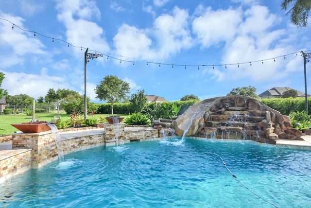 1812 Lake Landing Drive, League City, TX 77573