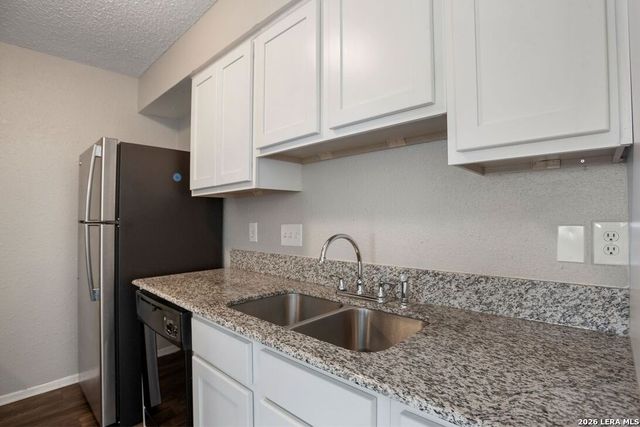 2810 Salado St Apt 115, Austin, TX 78705