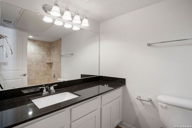 2810 Salado St Apt 115, Austin, TX 78705