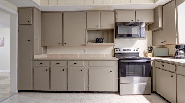 16 White Street, Seneca Falls, NY 13148