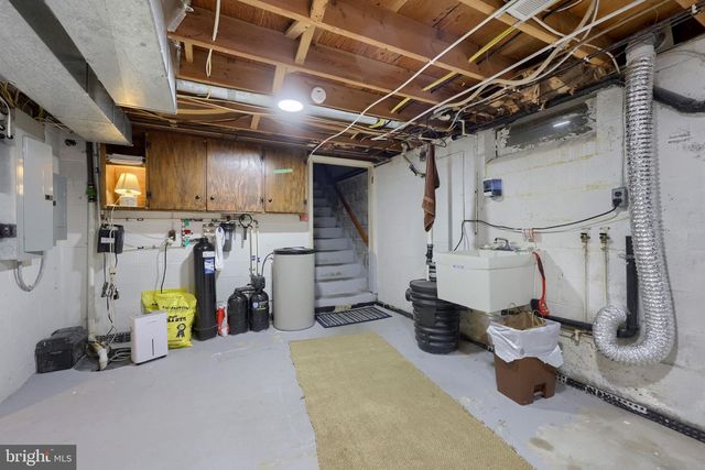 57 MELVIN DR, Leola, PA 17540