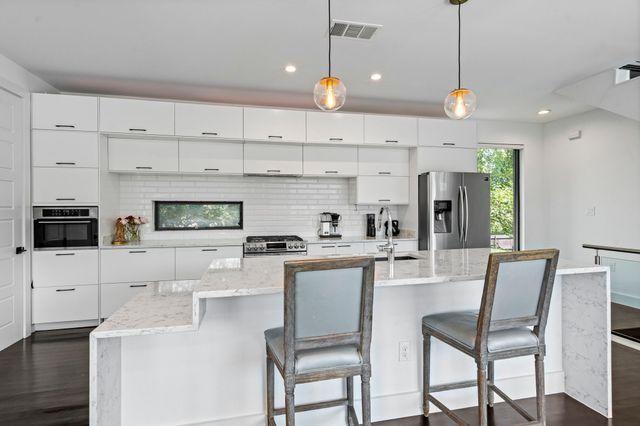 4587 Virginia Avenue, Dallas, TX 75204