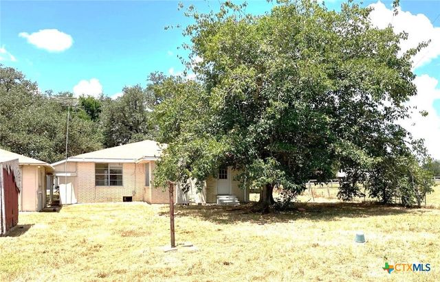 487 US Highway 77a N, Cuero, TX 77954