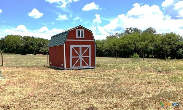 487 US Highway 77a N, Cuero, TX 77954