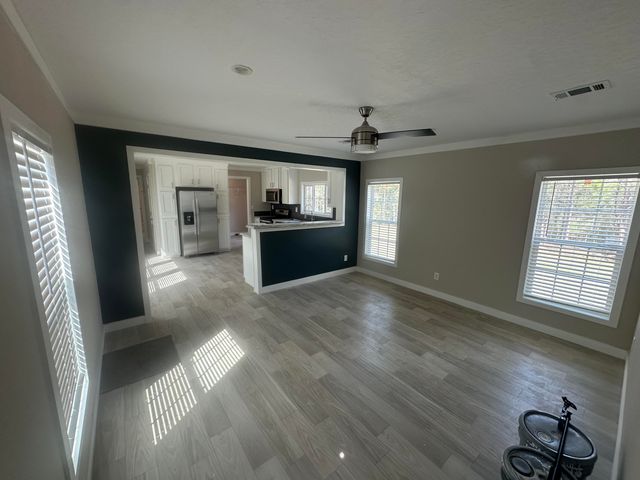 416 Ponderosa Boulevard, Defuniak Springs, FL 32433