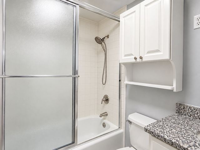 54 Fountain Ln 5, Weymouth, MA 02190