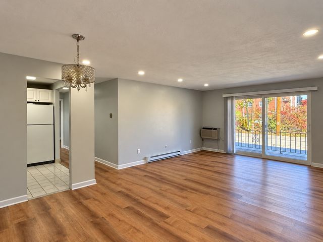 54 Fountain Ln 5, Weymouth, MA 02190