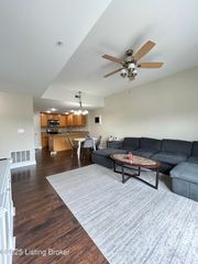 10619 Meeting St, UNIT 304, Prospect, KY 40059