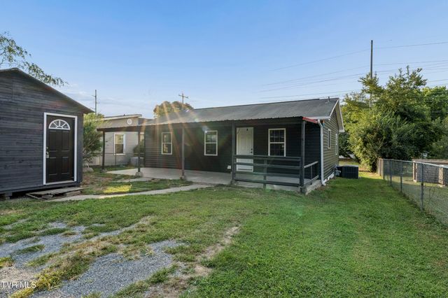 1714 East Fairview Avenue, Johnson City, TN 37601