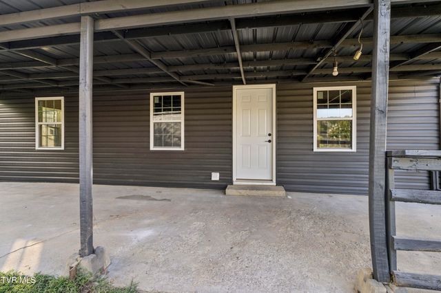 1714 East Fairview Avenue, Johnson City, TN 37601