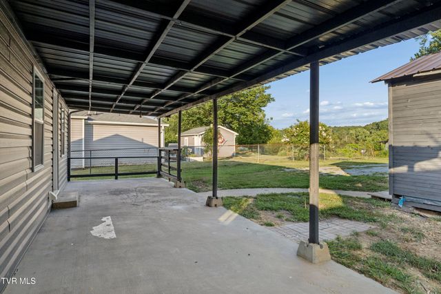 1714 East Fairview Avenue, Johnson City, TN 37601