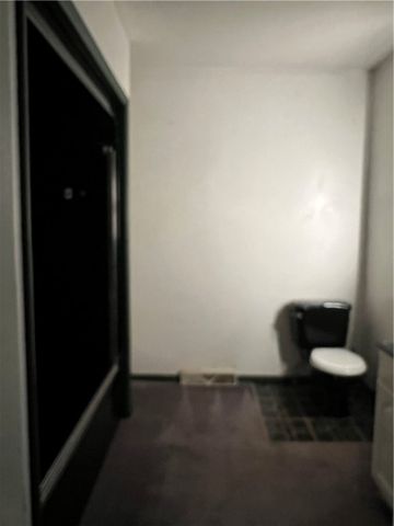 614 Pearson St, New Castle, PA 16101