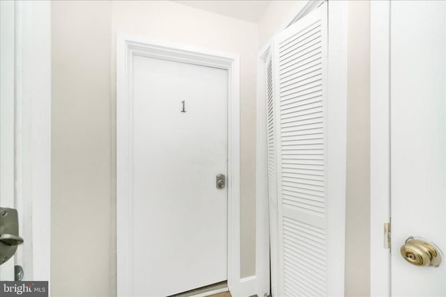 300 49TH ST NE, Washington, DC 20019