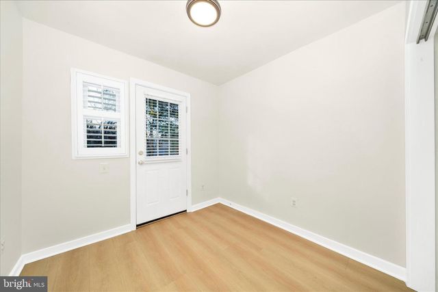 300 49TH ST NE, Washington, DC 20019