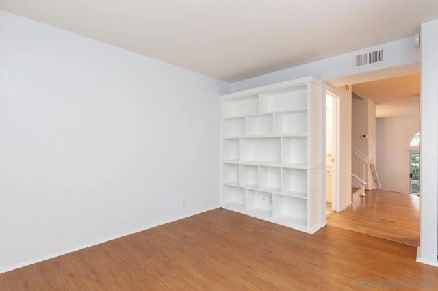 4090 Porte De Palmas 4, San Diego, CA 92122