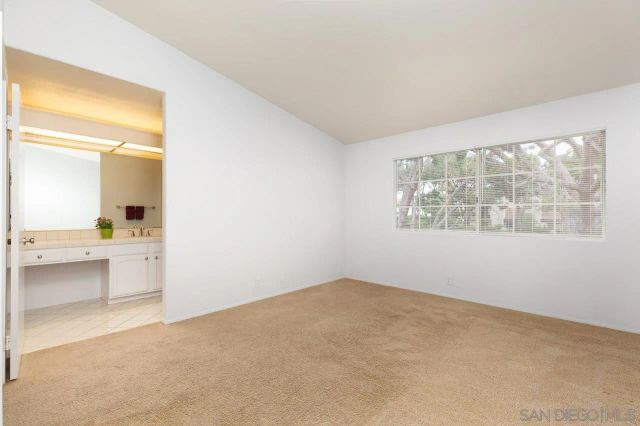 4090 Porte De Palmas 4, San Diego, CA 92122