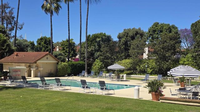 4090 Porte De Palmas 4, San Diego, CA 92122