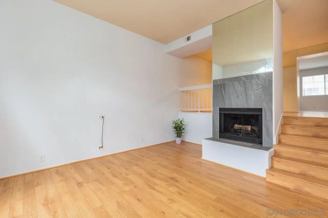 4090 Porte De Palmas 4, San Diego, CA 92122