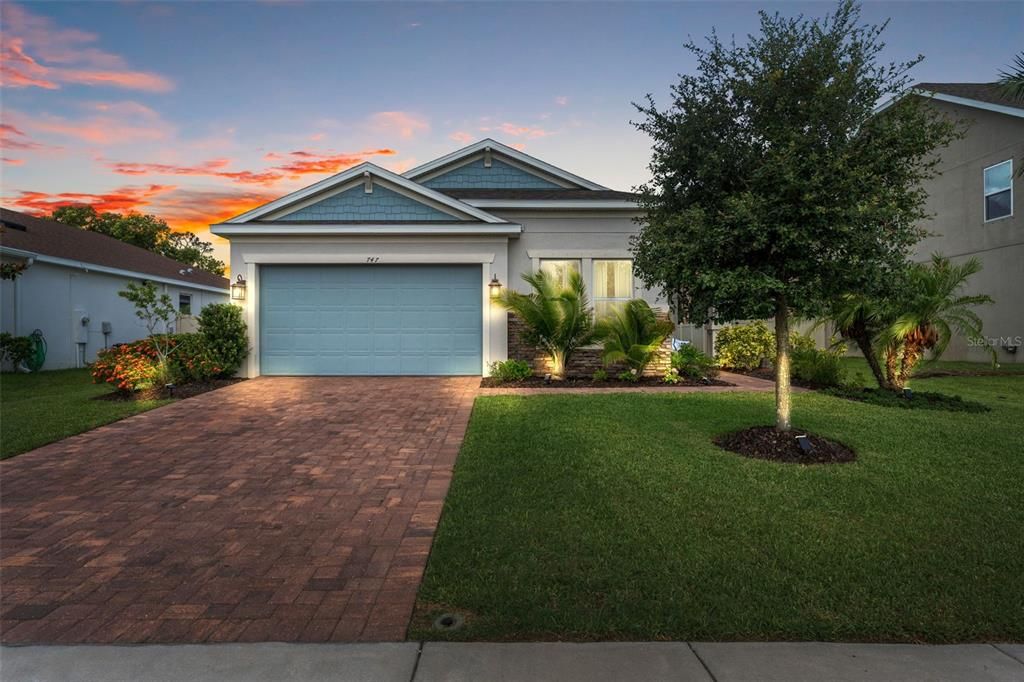 747 W BAYSHORE DRIVE, Tarpon Springs, FL 34689