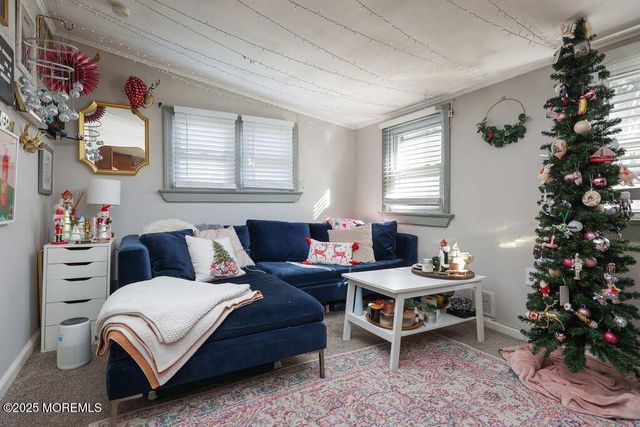 49 Appleton Avenue, Leonardo, NJ 07737