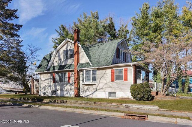 49 Appleton Avenue, Leonardo, NJ 07737